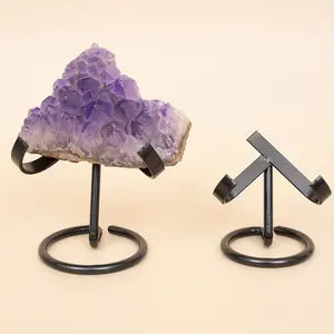 1pc Modern Metal Heart-Shaped Crystal Stand with Black Base - Perfect for Home, Office, and Holiday Decor, Ideal for Displaying Crystals and Stones, Crystal Display Stand