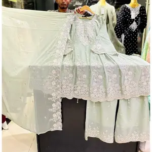 Pakistani Gorgeous Embroidered Chiffon Suit