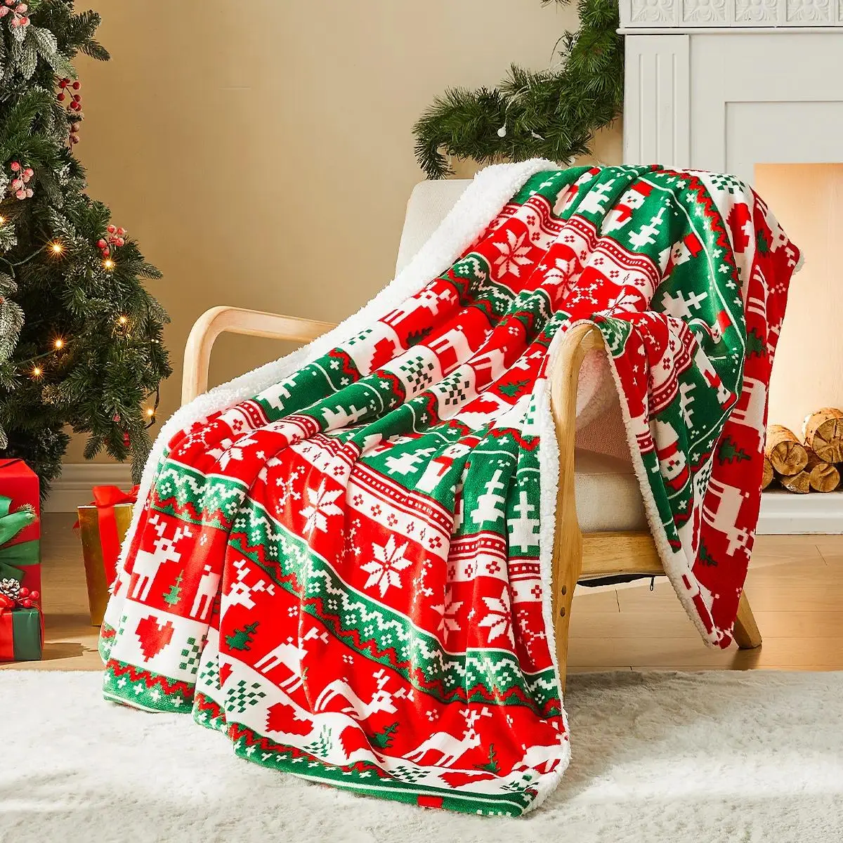 Christmas Pattern Premium Flannel Throw Blanket - Super Soft Warm Multi-Purpose Bedding Accessory, Winter Bed & Sofa Decor, Ideal Holiday Gift for Adults