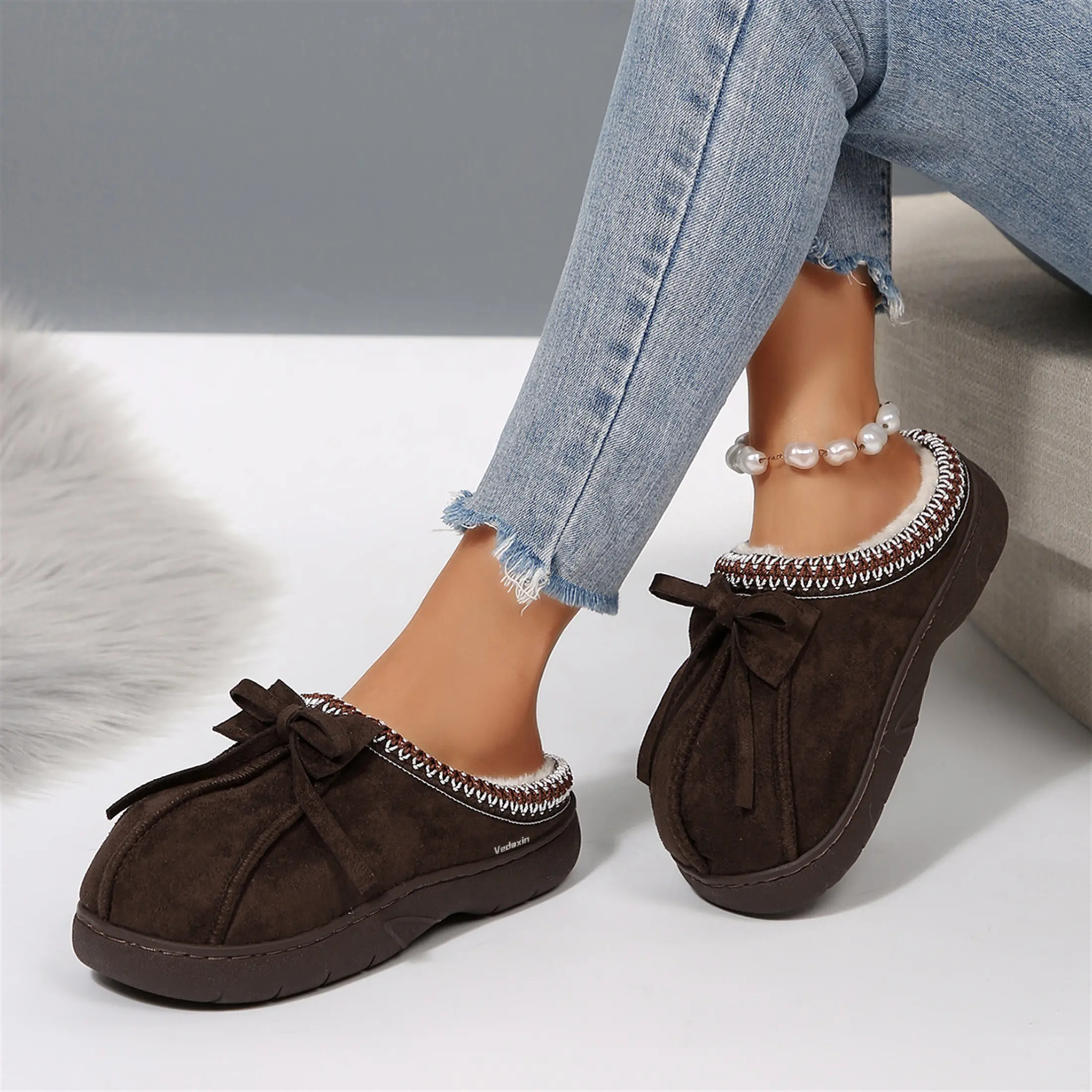 Women's Mini Snow Boots Platform Fleece Slippers Slip Resistant Soft Lined Home House Indoor Outdoor Shoes