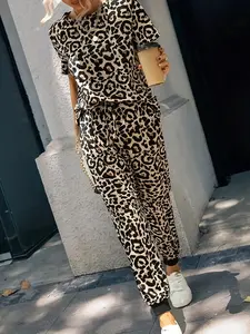Two-piece Set Women's Leopard Print Top & Pants, Casual Matching Set, Casual Streetwear Set, Casual Fashion Cozy Round Neck Short Sleeve Top & Trousers for Daily Outdoor Wear, Ladies Clothes for Summer
