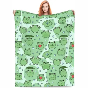 Pastel Green Frog Animal Themed Blanket Ultra Soft Flannel Cozy Warm Bedroom Couch Sofa Throw Decor Decorative Throw Perfect Birthday  Christmas  for Nature Lovers Adults Kids Women Men Cute Amphibian Style inspirational gift exquisite