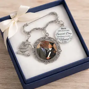 Personalized Graduation Photo Lapel Pin, Class of 2026 Memorial Charm, Custom Photo Graduation 2026 Pin, Memorial Pin