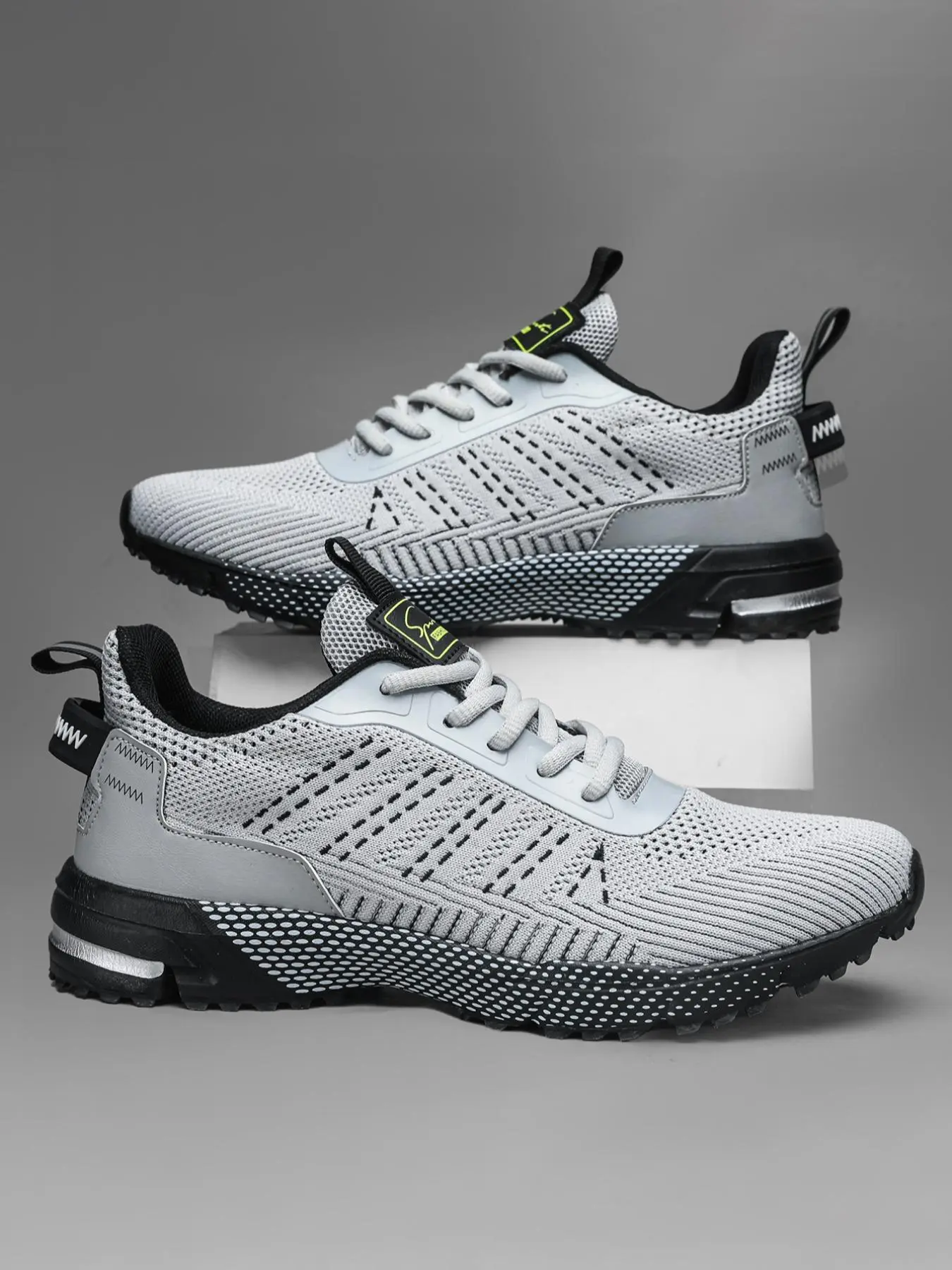 Men's Breathable Mesh Sneakers, Casual Comfortable Sports Running Shoes, Athletic Running Shoes, Lightweight Soft Sole Shoes for Outdoor Activities, Trainer, Workout Sneakers, Running Trainers