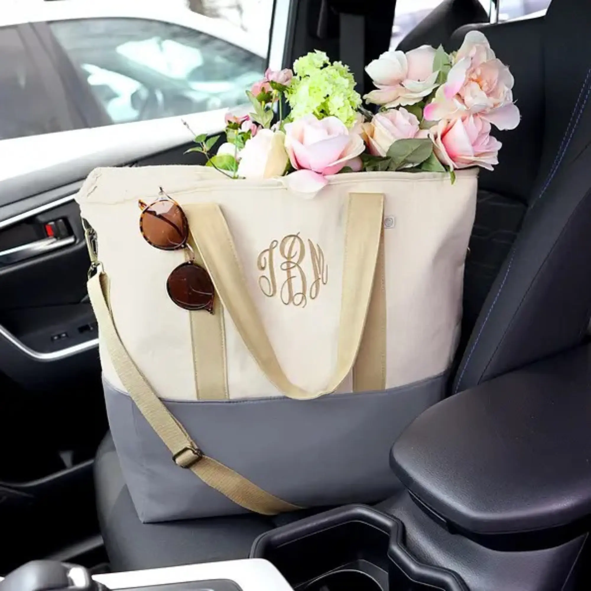 Monogrammed Savannah Large Tote Bag