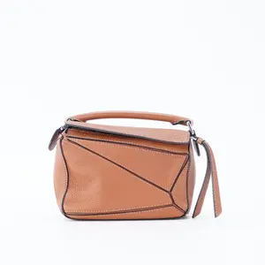 Pre-owned Loewe Cowhide Crossbody Bags Leather Puzzle Mini Crossbody Bag Bgt130189