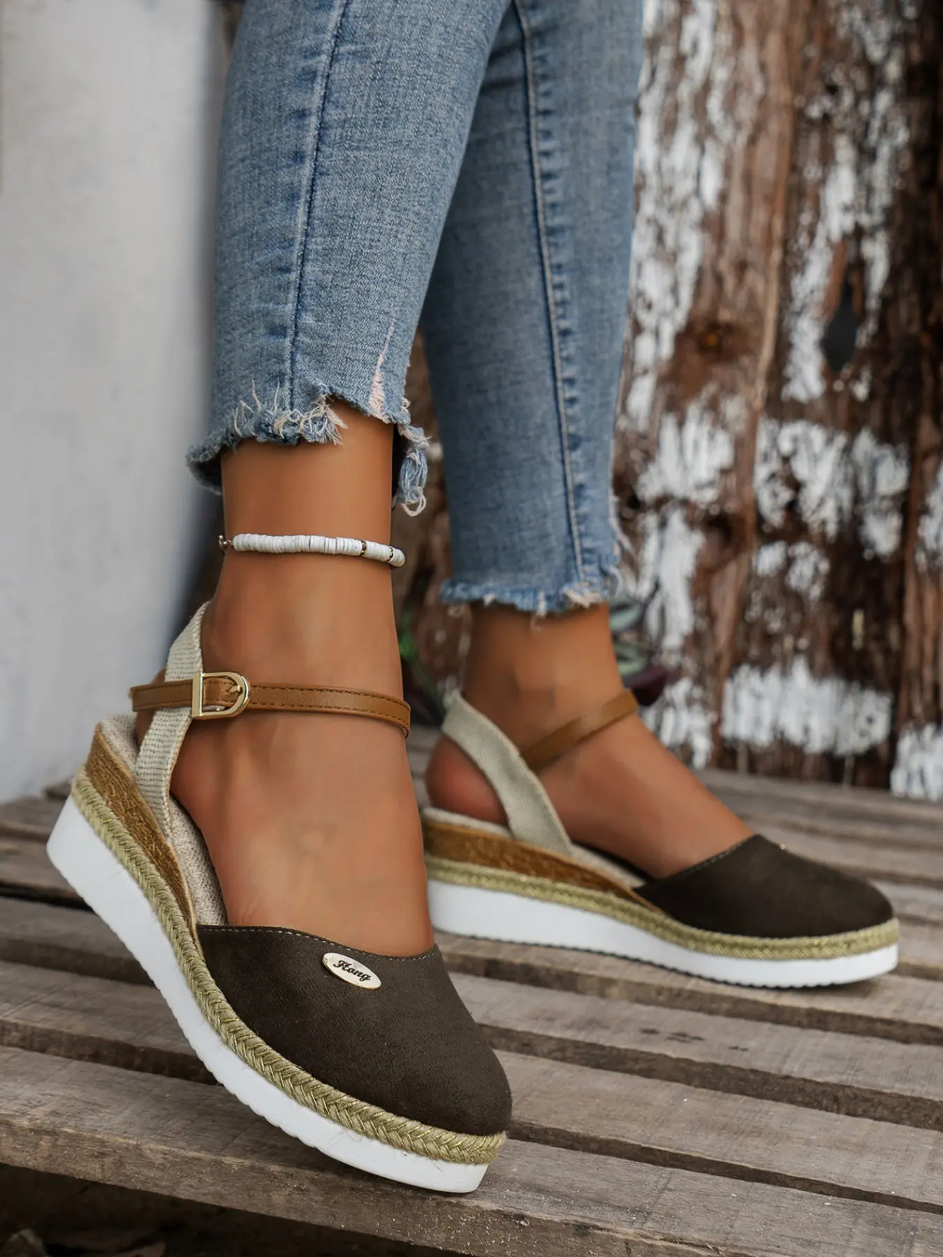 Women's Straw Wedge Fisherman Sandals, Buckle Toe Hollow Out Thick Sole, Casual Anti-Slip Comfortable Shoes, Versatile and Stylish
