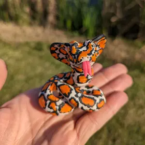 Cobra sculpture Handmade Sculpture Housewarming White Cartoon