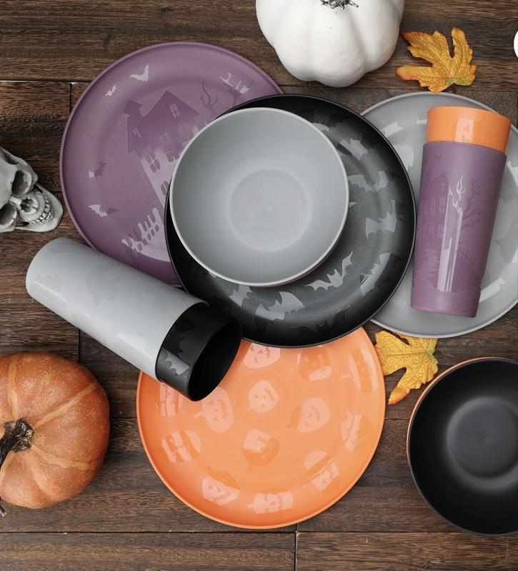 30-Piece Plastic Etched Ghost Dinnerware Set, Grey