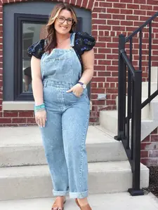 Plus Size Light Blue Light Wash High Waist Denim Overalls, Adjustable Straps, Practical Front Pockets, Casual Daily Wear, Conceals Belly Fat