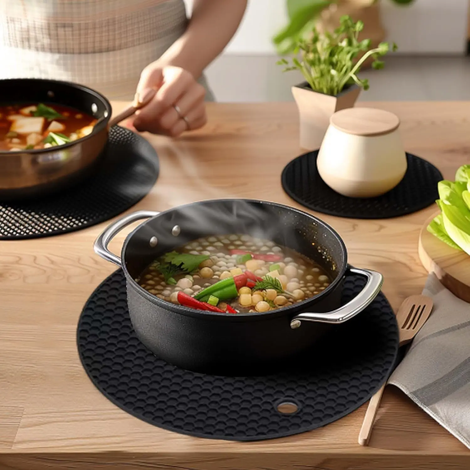 Silicone Trivet Mats,Heat Resistant Pot Holders, Multipurpose Non-Slip Hot Pads for Kitchen Potholders, Hot Dishers, Jar Opener, Spoon Holder, Food Grade Silicone(Black Size Round 7''x7'')