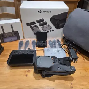 DJI Mavic 3 Fly More Combo With case