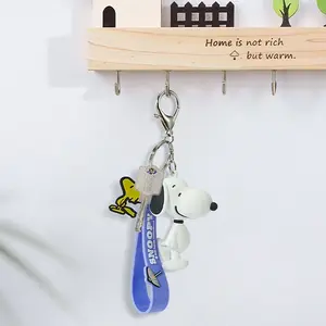 [Gift Season] MINISO Snoopy Summer Travel Collection Keychain – Cute Cartoon Pendant Bag Charm with Walking & Sitting Snoopy Decor Pendant for Backpack Bags Canvas Bag for Fans & Collectors Ideal Gift for Friends Students Valentine Gift for Girlfriends