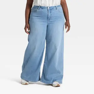 Women's High-Rise Wide Leg Jeans - Ava & Viv Light Blue Denim 24