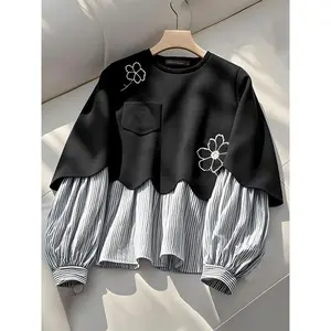 Women’s Loose Crewneck Long-Sleeve Knitted Patchwork Striped Floral Embroidered Pocket Casual Hoodie, Comfortable Pullover Sweater