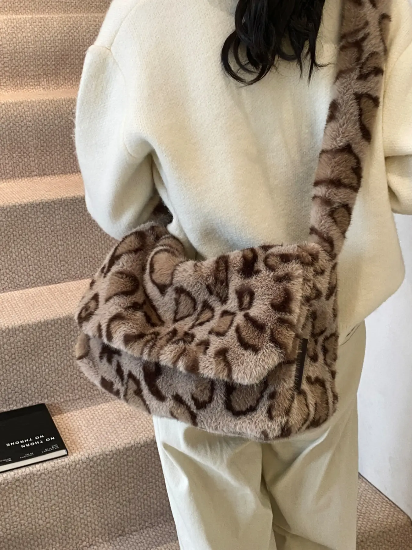1pc  Women's crossbody bag lightweight shoulder bag leopard print fashionable and versatile casual trend suitable for daily work, commuting, shopping, dating, women's crossbody bag
