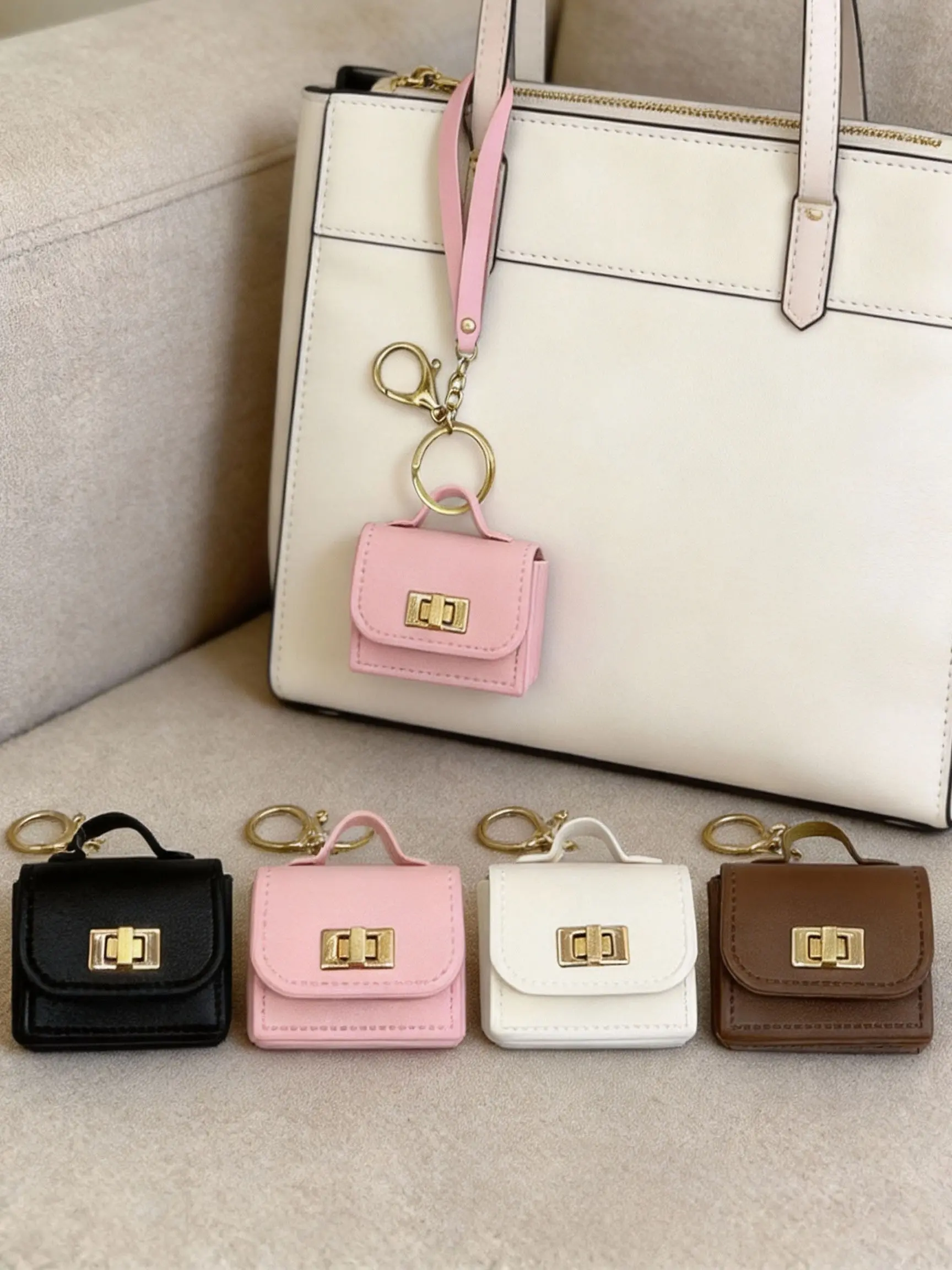 Bright Leather Keychain Bag, Key Holder, Portable Small Purse, Compact Size, Wireless Earphone Case, Multi-Functional Coin Wallet, Fashionable Mini Bag, Fashionable Versatile Purse, Multi Purpose Keychain