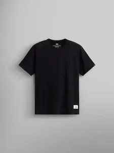 ESSENTIAL RELAXED TEE