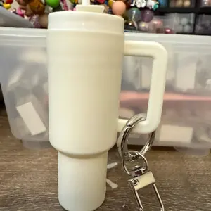 Keychain Tumbler - Chapstipstick Holder, Compact Design, Ideal for Everyday Use