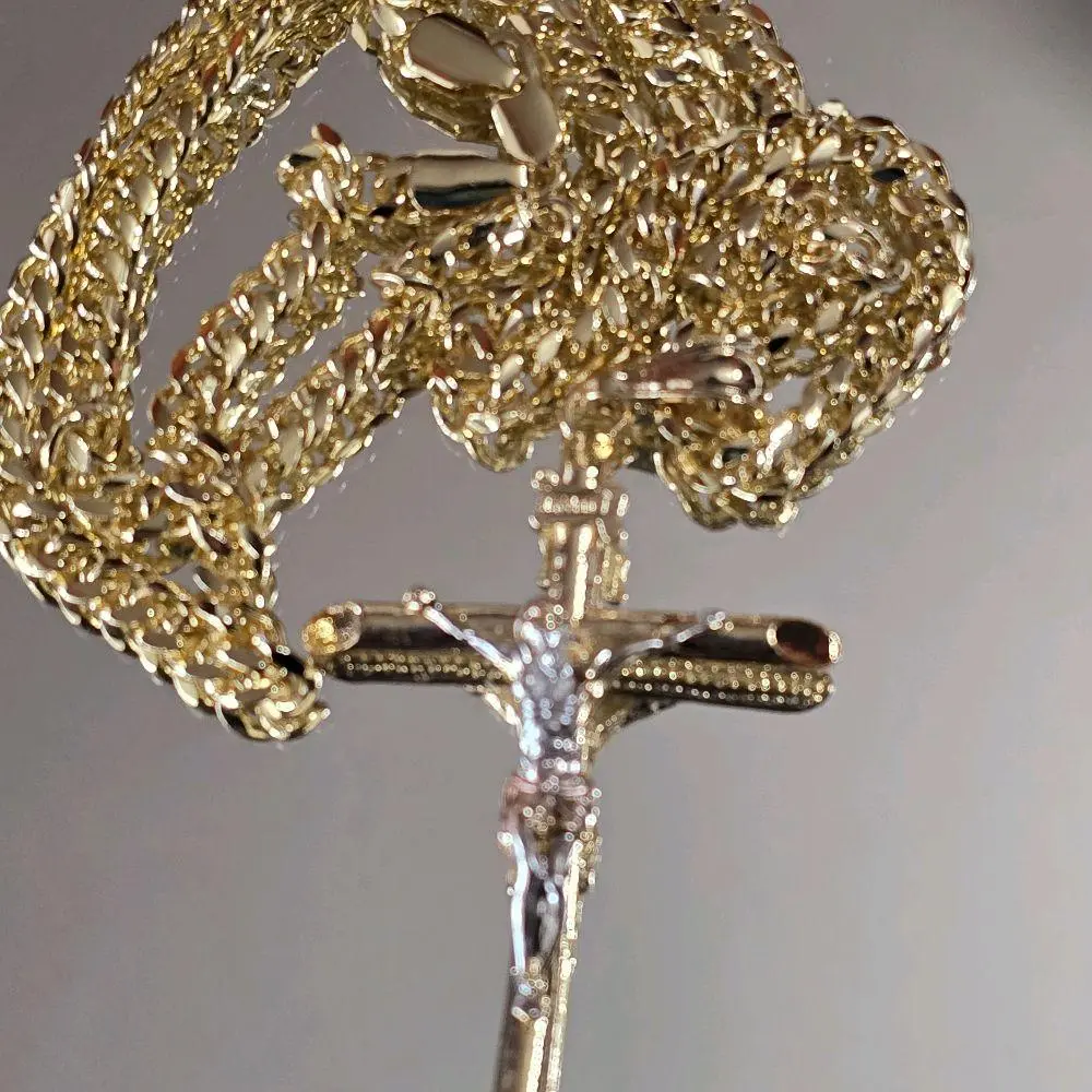 N20-Gold Plated Cuban Style 5mm-23.3/4 Inch Chain with Tricolor 2-11/16 Inch Crucifix 14 Karat Gold Plated Not Water Resistant Set Necklace