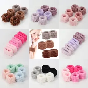 Gradual Wristband Set of 6, Absorbent Non-Slip Hair Ties, Moisture-Resistant Elastic Bands, Perfect for Daily Use, Scrunchies, Elastic Hair Accessory