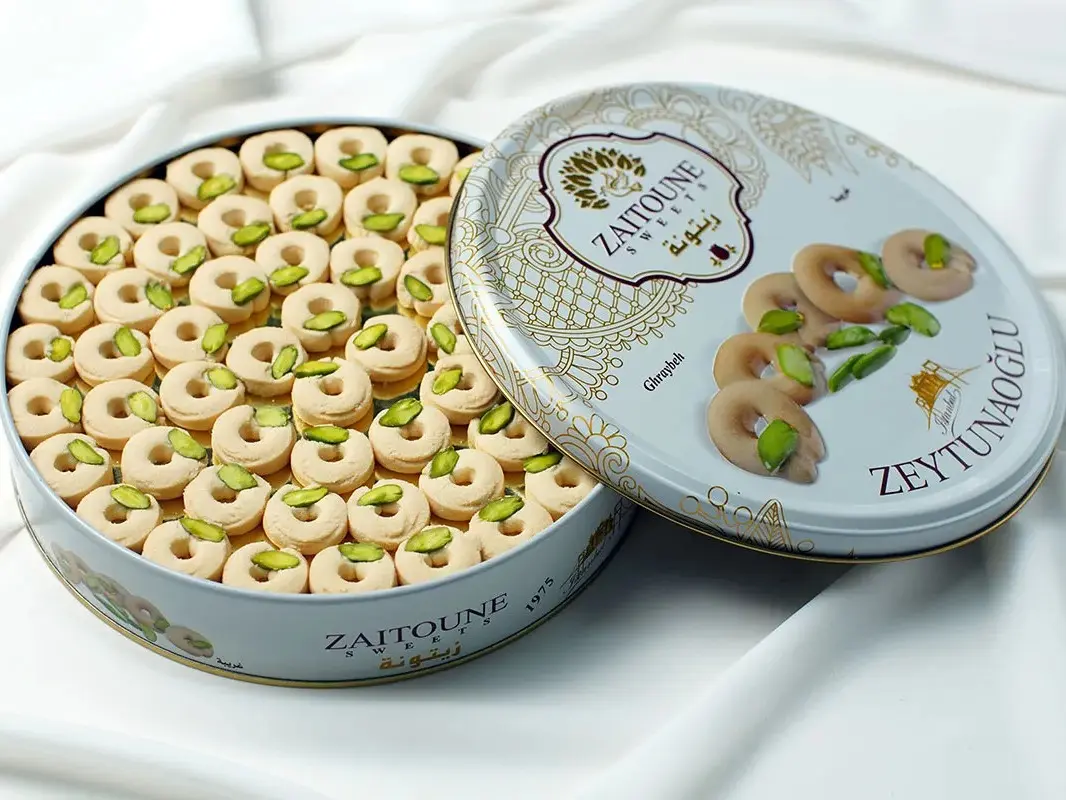 Zaitoune Sweets Graybeh - 500g Halal Certified Buttery Traditional Middle Eastern Shortbread, Gourmet Cookies, Tea Biscuits, Sweet Treats Soft Snack
