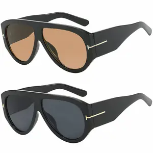 Luxury Oversized Aviator Sunglasses – Old Money Aesthetic Black Frame with Gold T-Bar Detail, UV400 Protection, Unisex Retro Shades