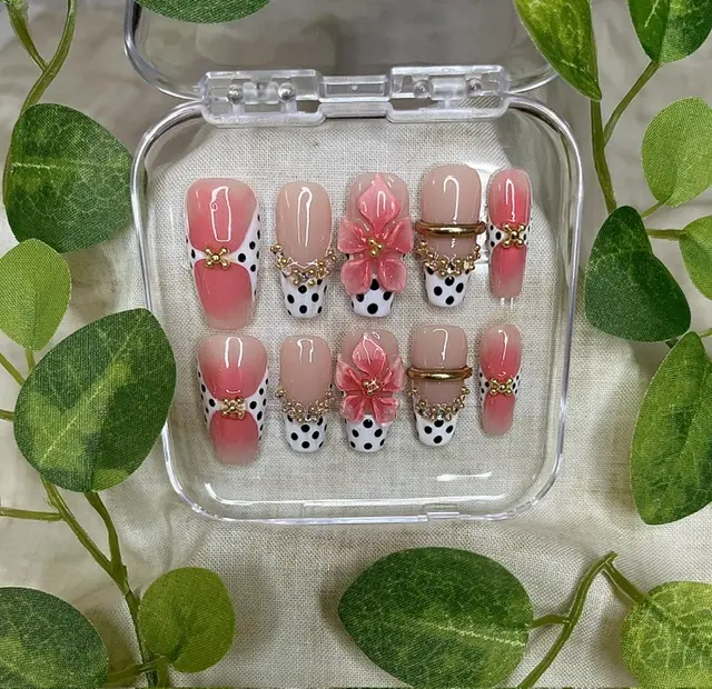 Floral Press-on Nails, Reusable Nail Art