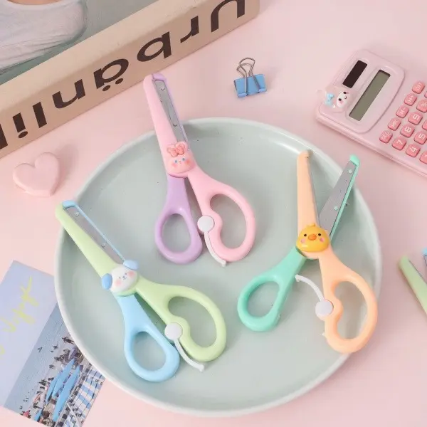 2PCS Ambidextrous Unisex Kids Safety Scissors - Spring-Supported, Cute 3D Animal Charms, Non-Slip Soft Handles, Blunt Straight Edges, Portable Toddler Scissors for Construction Paper, Scrapbook Paper Handcrafts
