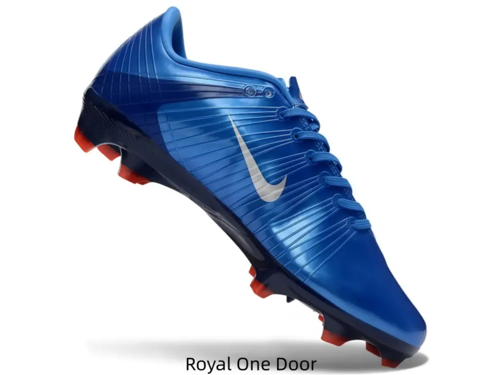 Responsive Cleats, Trustworthy Sports Accessory for Amateur Training and Field Exercise