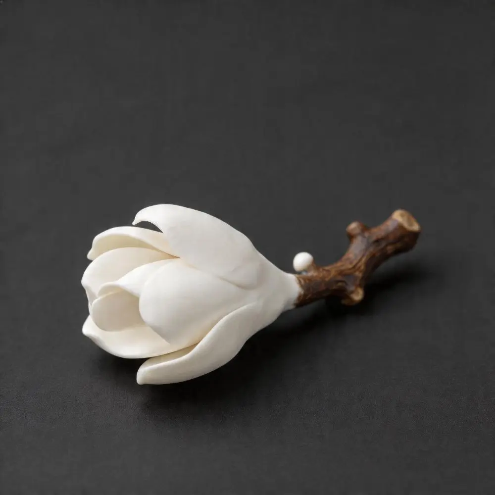 Elegant Magnolia Flower Incense Holder Handmade Ceramic State Flower Ash Catcher for Zen Decor & Healing Rituals