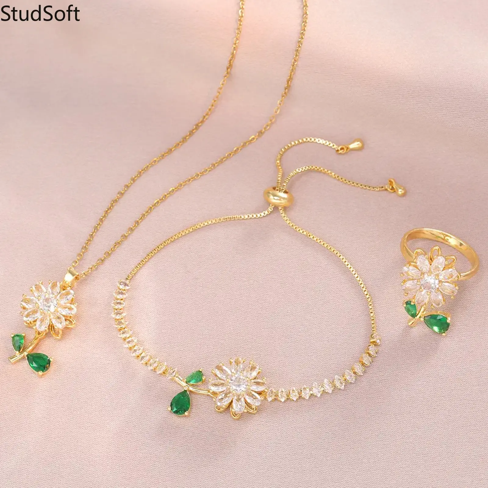 2026 New Matching Necklaces Set - 3-Piece Zirconia Jewelry Set with Leaf Accents, Sunflower Motif, Clavicle Chain, Ring, Bracelet for Sports & Outdoor Activities, 3Pcs Rotating Sunflower Jewelry Set
