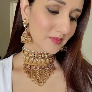 SoniGal Maharani Inspired Kundan Necklace Set - Traditional Indian Jewelry with Royal Elegance & Timeless Beauty