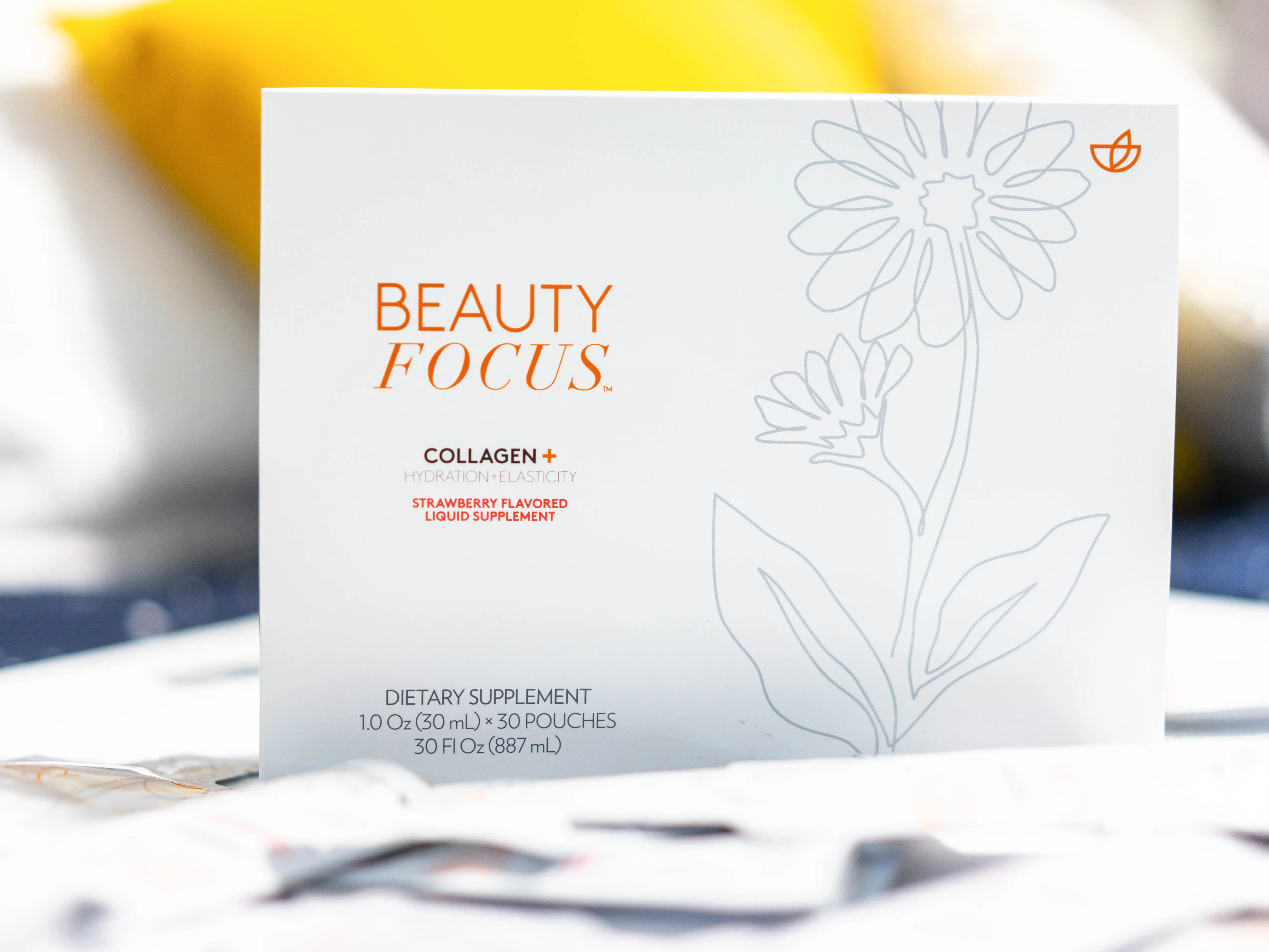 Nu Skin Collagen+ Boosts collagen and elastin production in your skin.* Supports skin hydration and healthy moisturization. Helps protect against the damaging effects of oxidative stressors, including blue light. Healthcare Supplement