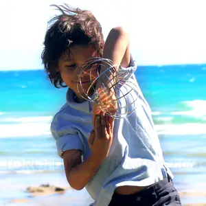 toroflux - Original Kinetic Spring Toy for All Ages Interactive Tactile Fun from 9 to 99 Years