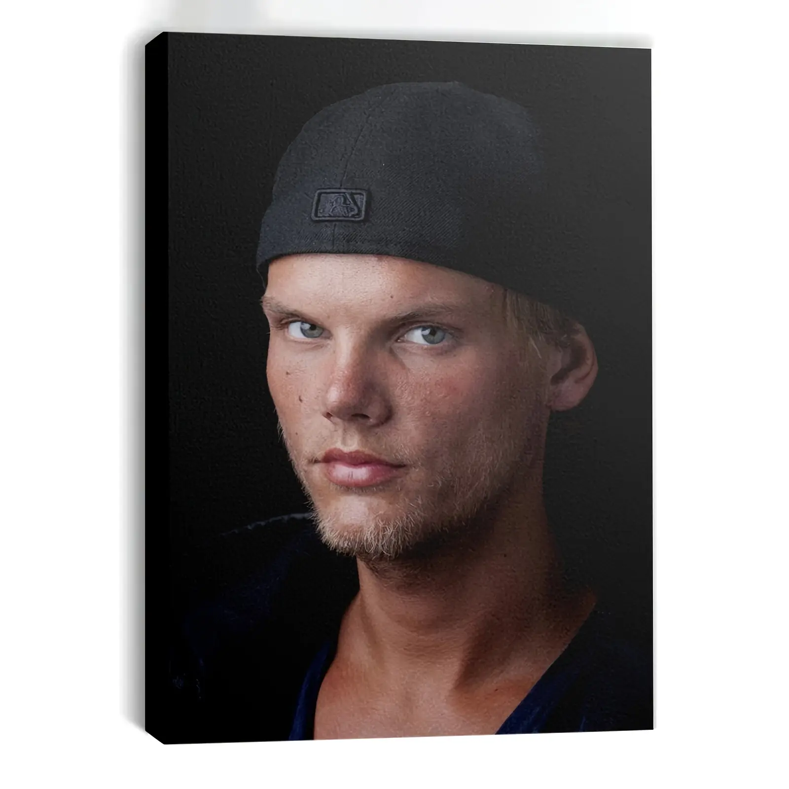1pc Avicii Portrait Canvas Wall Art, Modern Musician Poster, Framedless Art Print, High-Quality Decorative Hanging Painting