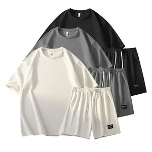 Men’s summer casual breathable crew-neck T-shirt and shorts set; formal tropical-style men’s outfit set; menswear apparel suitable for everyday wear and vacations; summer sporty style. tiktokshopspringglowup