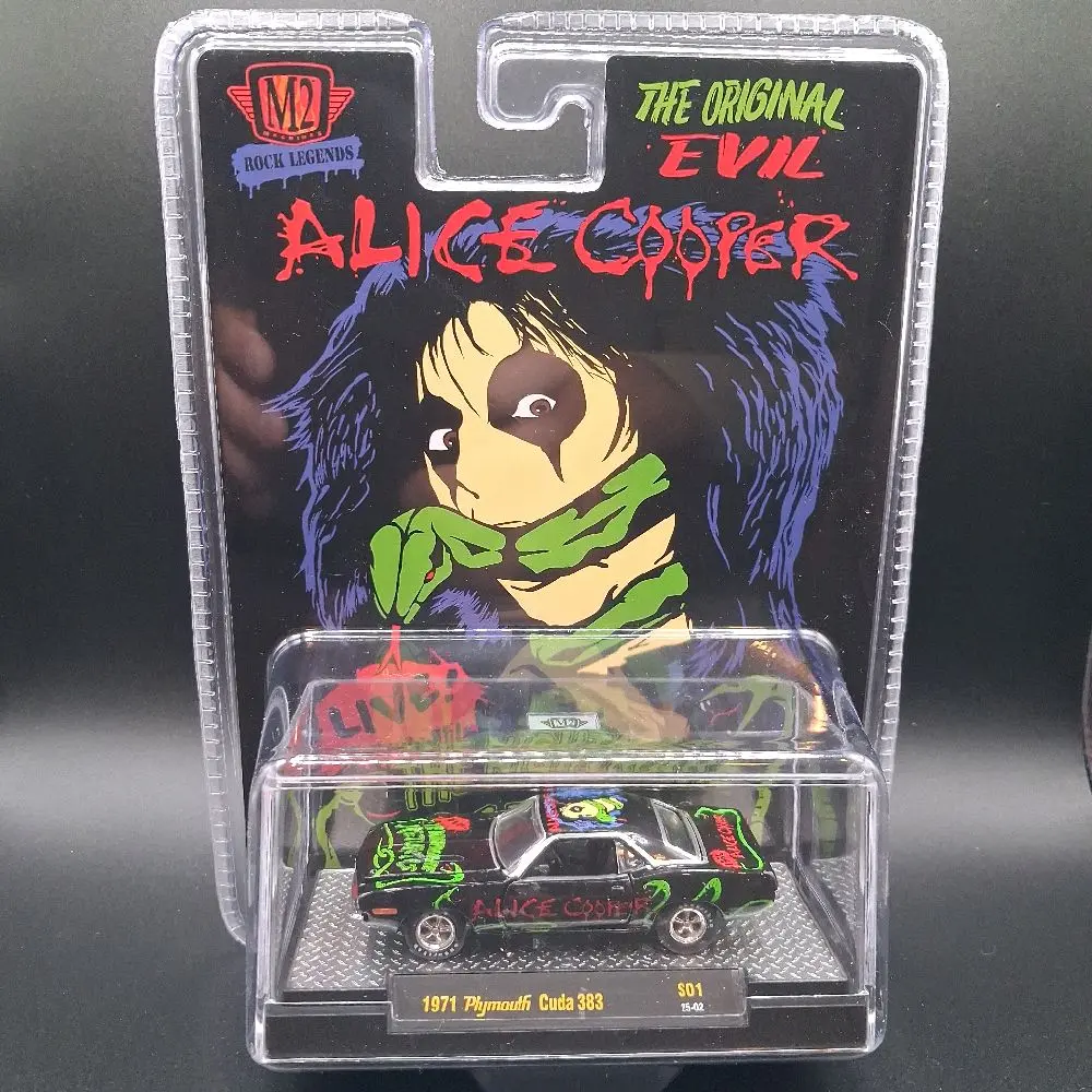 Alice Cooper 1971 Plymouth Cuda 383