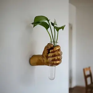 1 Modern Geometric Resin Wall-Mounted Vase - Handheld Wall-Mounted Floral Display, Suitable for Home and Hotel Decor, No Electricity Required, Room Decorative Vase, Artistic Floral Arrangement, Home Decor Accessory