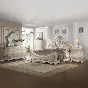 27010Q Ragenardus II Vintage White 4-Piece Queen Bedroom Set