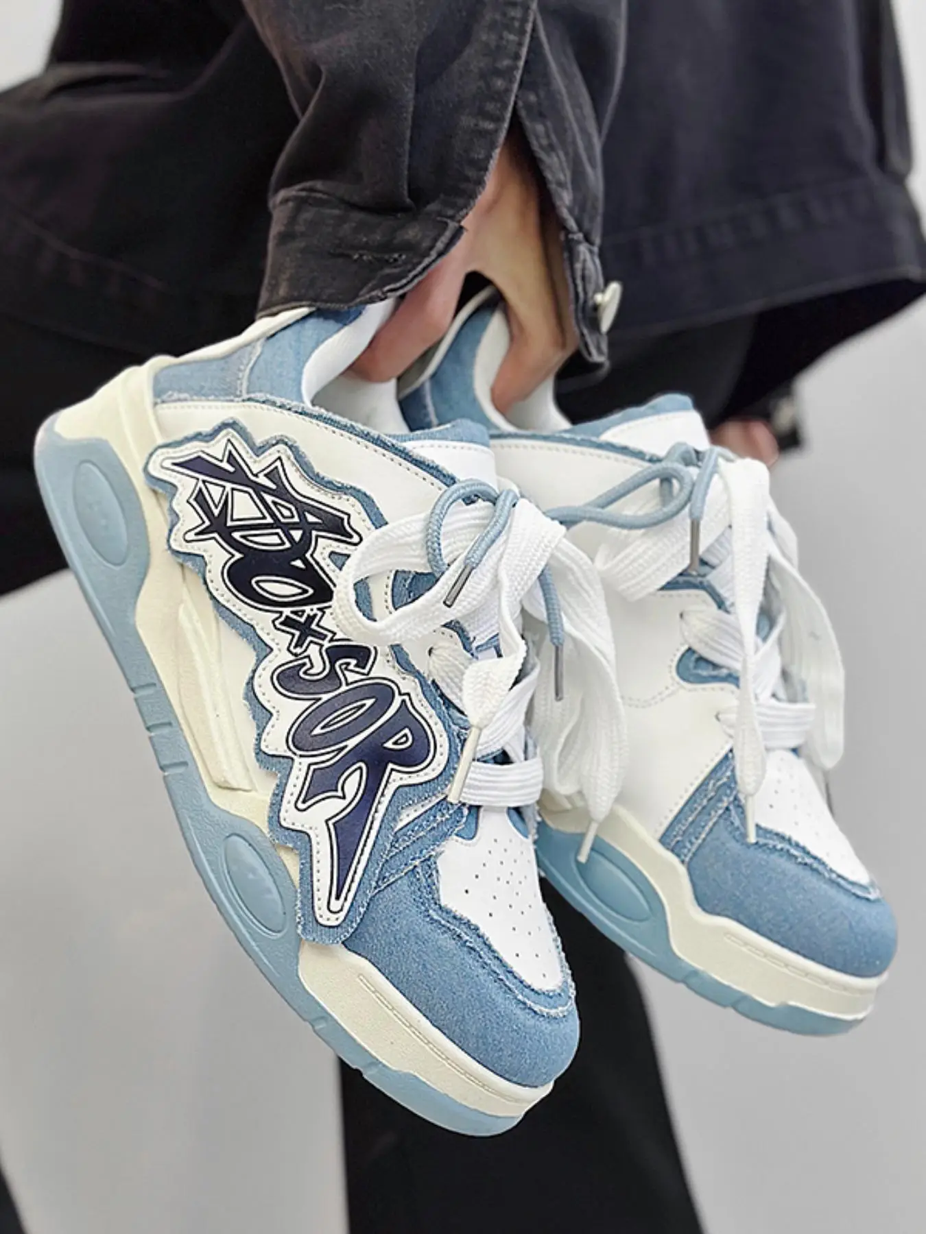 Men's Patchwork Platform Sneakers, Colorblock Letter & Patched Design Lace Up Skate Shoes for Walking, Boy's Sports Shoes, Athletic Runner Comfort Foo