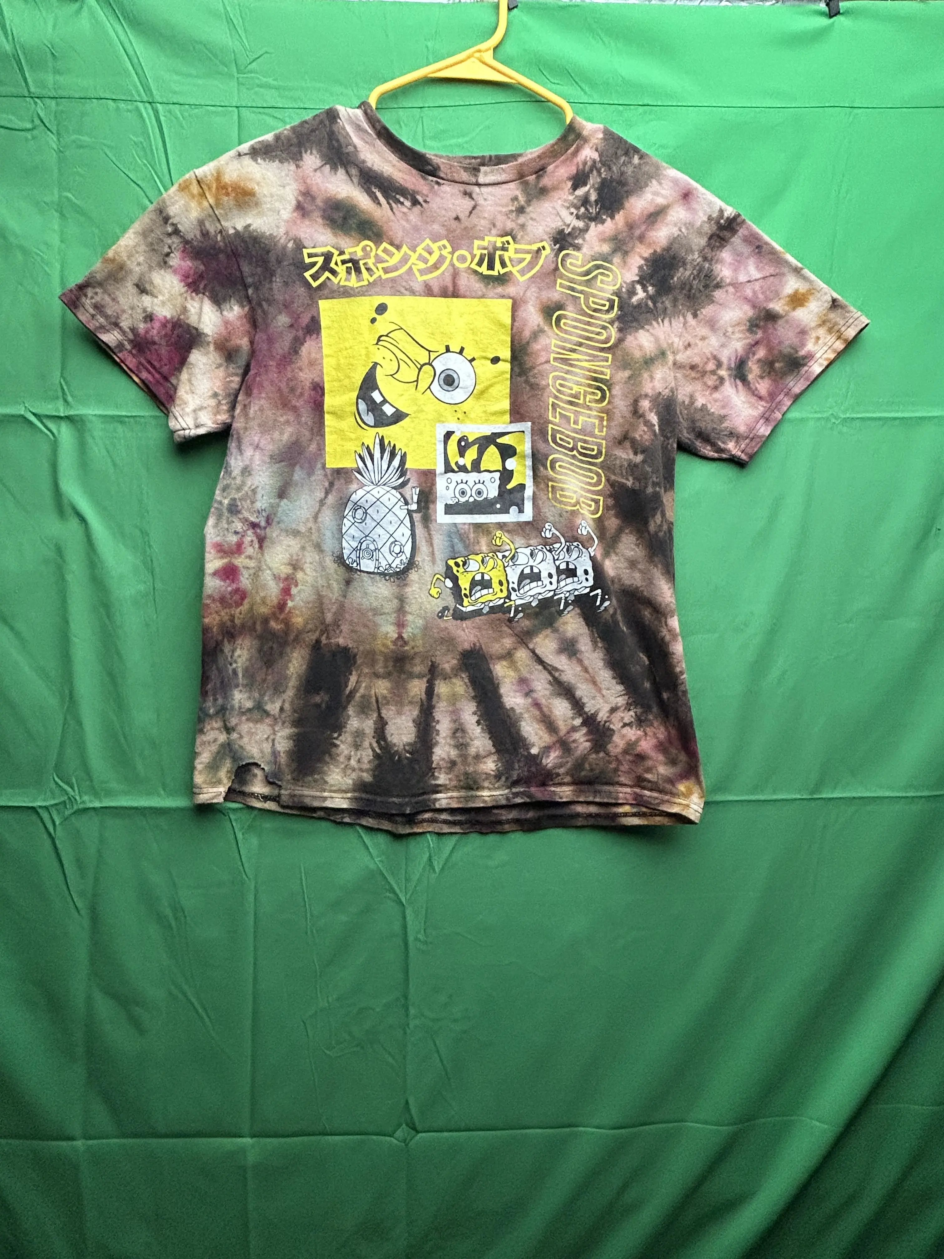 Upcycled Pineapple Bob T-Shirt Size Medium