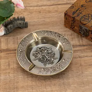 Vintage Metal Ashtray with Rose Carving Design, Solid Metal Decor, Sculpture Desk Decor, Decorative & Functional Accessory for Home Decoration, Ideal Gift for Retro Style Lovers