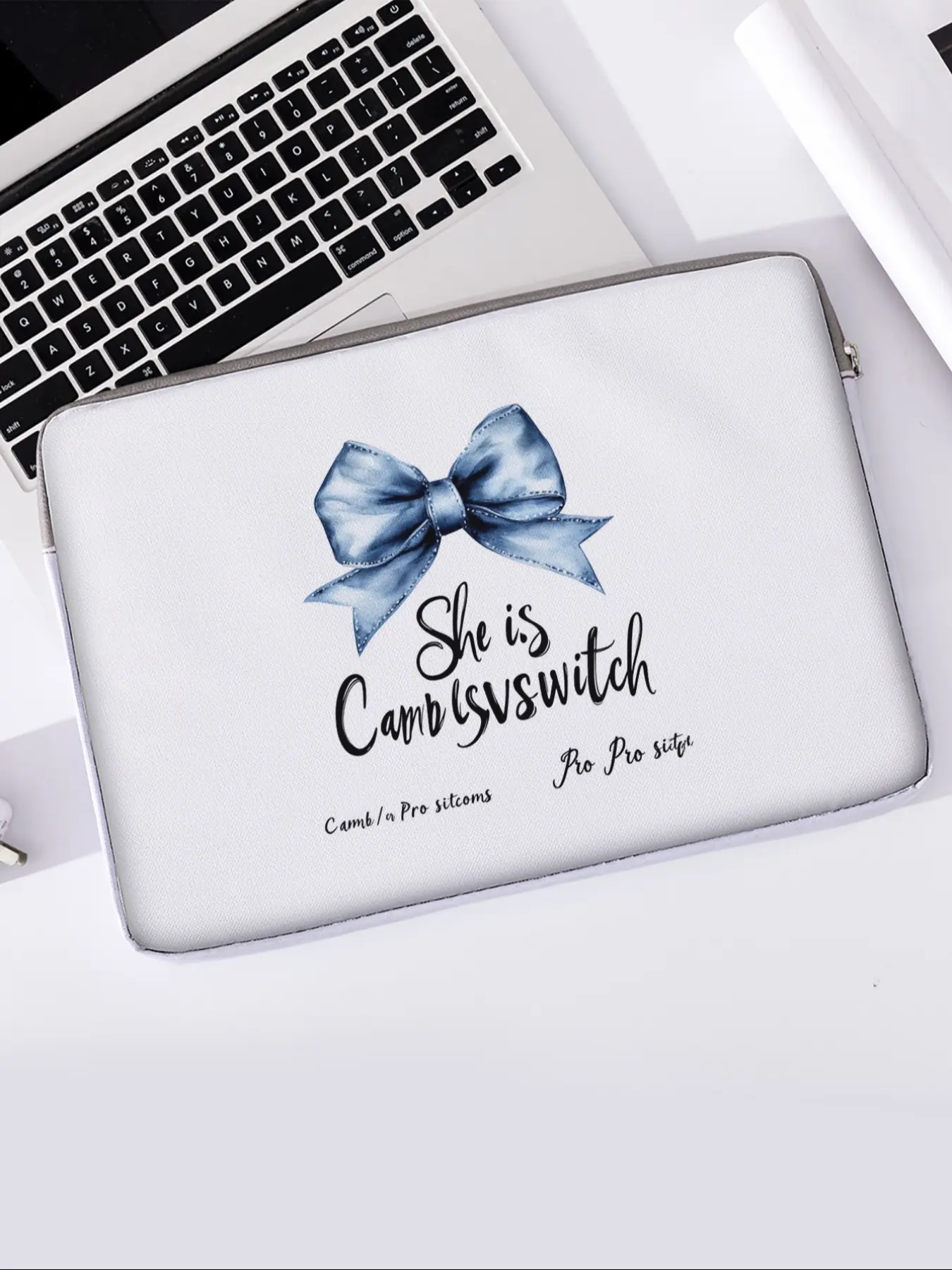 Butterfly Pattern Printed Laptop Bag, Soft Notebook Sleeve, Fits Laptops, Tablets, Zipper Storage Pouch, Casual Style, All Seasons
