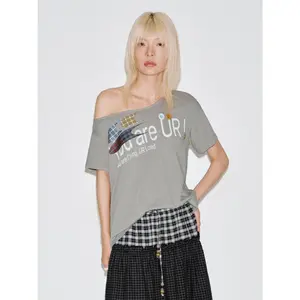 URBAN REVIVO 2026 Spring Women's 1-Shoulder Casual Tee Tops, Thin Comfortable Lightweight Stretchy Cotton-Polyester Tshirt, Fitted Short-Sleeve Long Top UYV460058
