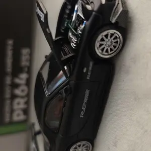 Pop Race 1:64 Assortment Variety