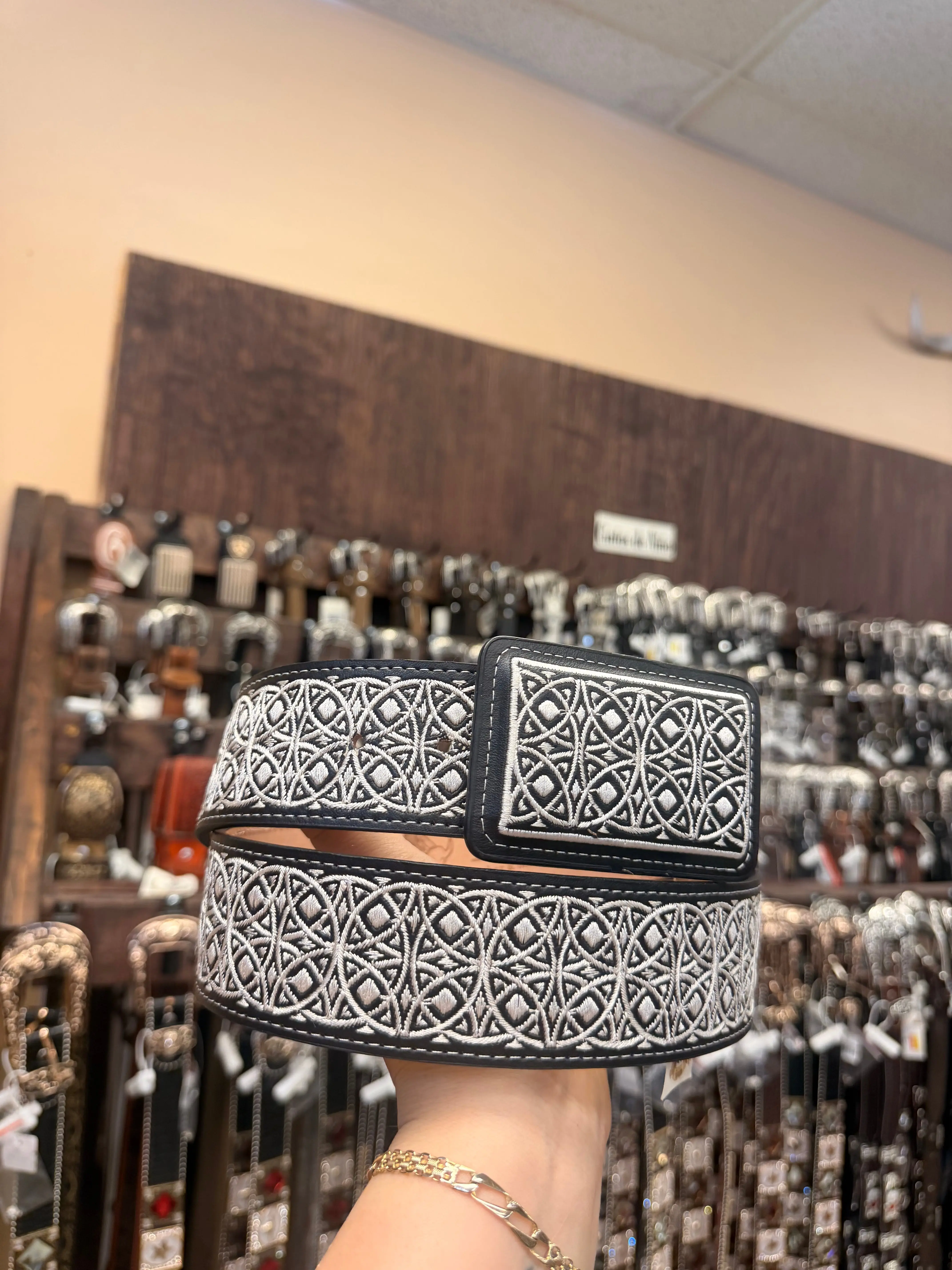 Men's Black-and-White Piteado Western Belt - Embossed, Buckle-Equipped, Country, Durango-Style Fashion Accessory, Black-And-White Men's Belts, Buckle Men's Belts