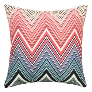 Vintage Bohemian Waterproof Outdoor Pillow Cover, Colorful Zigzag Print, 18x18 Inches, Ideal for Garden Furniture, Patio, Poolside