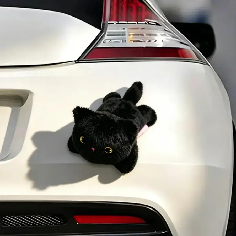 Funny Cute Plush Animal Cartoon Car Magnets, Magnetic Bumper Stickers Auto Decals, Universal Decor Stickers for Truck SUV RV Sedan, Multi-use Magnets for Car Interior Exterior, Kitchen Classroom Locker Decor