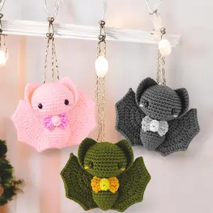 Crochet Halloween bat, crochet Bat, bat amigurumi, baby bat, halloween crochet